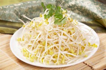 春天要多吃4种养生菜 莴笋抗过敏、韭菜提高抵抗力