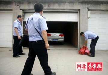 男子与女同事密闭车库内一氧化碳中毒死亡