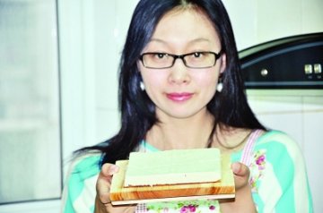 女硕士自制“五谷豆腐”走红 被赞重内心需求