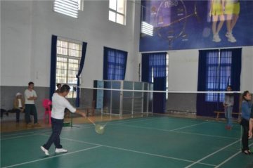 全国药店羽毛球比赛怀仁大药房专场赛在怀化举行