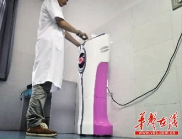 长沙引进自动取精机 在密室可播“生活片”