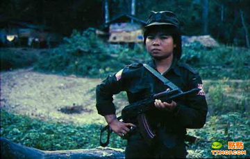 沦为杀人机器和性奴的幼女