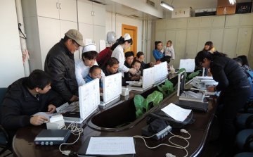 “七彩梦行动计划”人工耳蜗救助项目在山医大一院启动