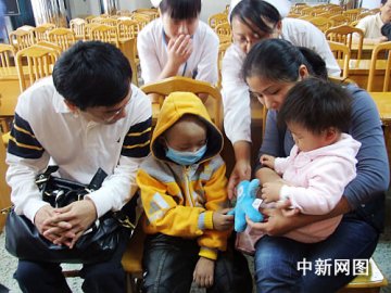 中国首例 六岁男孩接受一岁女孩自留脐带血捐赠