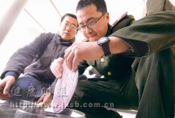 人造皮肤如同创可贴