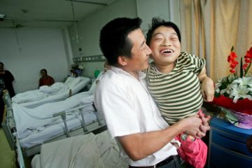 女子患先天性脆骨症被迫药物流产
