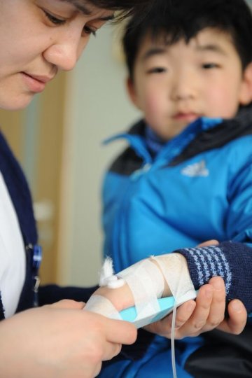 “儿童输液板”便利小患者