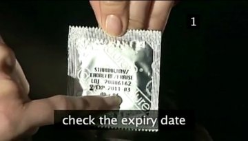 漂亮MM手把手教你戴避孕套