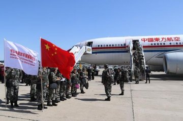 中国第三批援塞医疗队结束任务回国