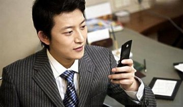关爱眼部健康，润齐解决“干眼”困扰更有效