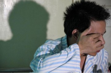 男子做包皮手术致阴茎被烤熟