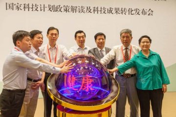 吴阶平专项基金设立重点推进干细胞临床应用