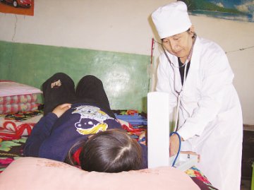 把患者生命捧在手上