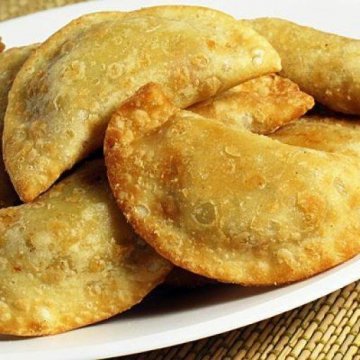 安帕纳达斯（一种类似馅饼的南美食物）