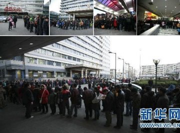患儿北京求医难 通宵挂号队伍排到二环边