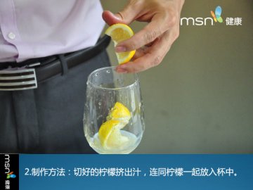 揭秘：添加剂变身碳酸饮料全程