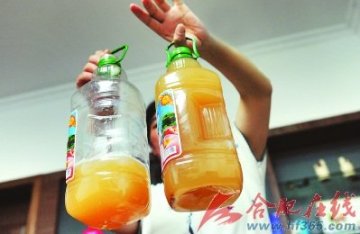 市民投诉汇源果汁变“炸弹” 饮料满屋飞溅