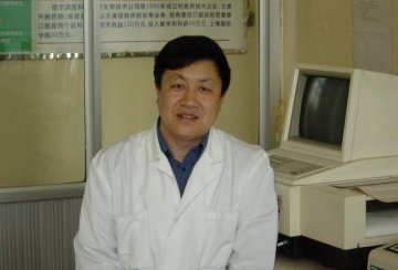 李呼伦被评聘为“龙江学者”特聘教授