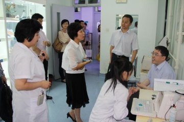 基层卫生司调研北京市西城区社区卫生服务工作