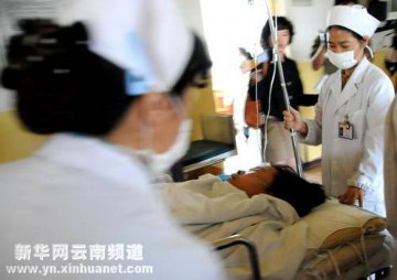 图片报道：救治“刺五加注射液”事件幸存者