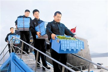 水兵“龙宫”归来话新闻