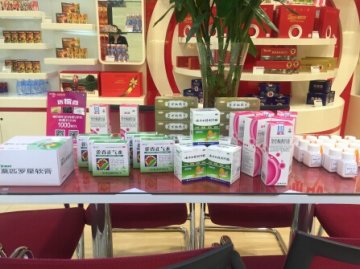 天猫药房旗舰店捐赠药品抵达塘沽 纱布和医用棉球仍然紧缺
