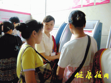 医院动态：为何看病人群剧增，排队“长龙”不见？