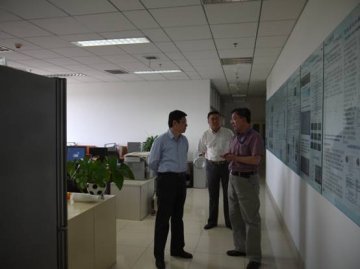 中国疾控中心梁东明书记视察结控中心国家结核病参比实验室