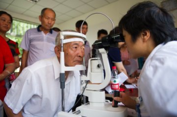 合肥康复站：免费发放残疾人辅助器具