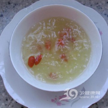 女人专属 能让脸色更美的8款汤