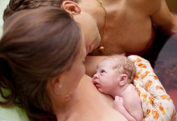 家庭生产：孕妇在家中分娩