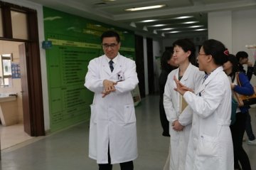 山西医科大学第一医院开展“世界手卫生日”宣传活动