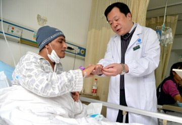 武汉协和医院血液病研究所所长胡豫