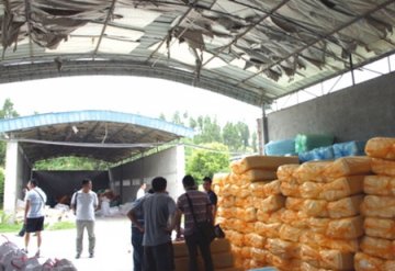 四川一“养猪厂”生产毒餐具 原料含医疗垃圾