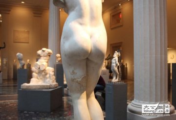 人体之美：最美臀部雕塑展