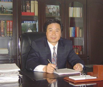 加强教育管理 建设勤政廉洁队伍--访陕西省咸阳市食品药品监管局局长徐西权