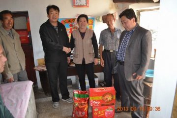 市精神康复医院走进团结乡进行“一对一”帮扶