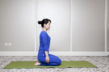 教妈妈们做盆底保健操