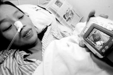 宫外孕妈妈早产剖腹生女 为男性孕育提供借鉴