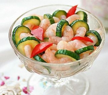精巧美食翡翠戒指虾