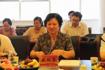 我校2009年度江苏高校优秀科技创新团队建设项目“方药效应物质基础与量效关系研究”团队顺利通过验收
