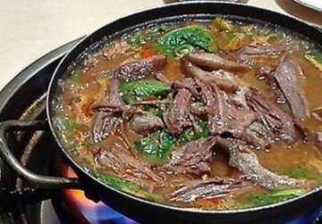 朝鲜和韩国的狗肉汤