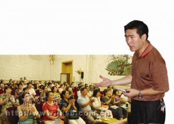 李智金：把健康当“评书”说