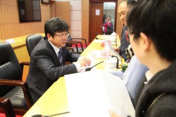 竞争上岗的院长们