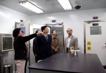 省卫生厅领导到中山医学院考察、指导