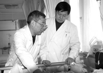 不信中医不能治急病--记北京中医药大学东直门医院急诊科主任刘清泉