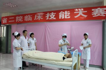 落棋不悔情牵西部--记甘肃省第二人民医院副院长刘晓强博士