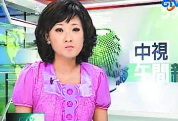 台女主播报新闻时误吞蚊子 咳嗽不停被紧急送医