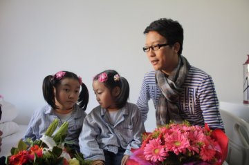 柔情似水“假”贵妃 爱洒人间真男儿