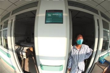 北京：否认甲流死亡率2% 称大规模暴发可能性低